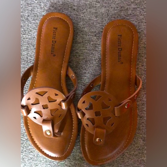❌SOLD❌Cognac sandals - Picture 1 of 3